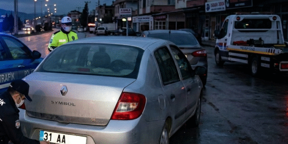 Hatay Emniyeti’nden Plaka Denetimi Uyarısı: 1 Mayıs’a Kadar Süre Tanındı