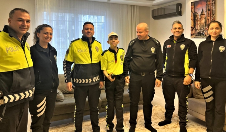 polis emin