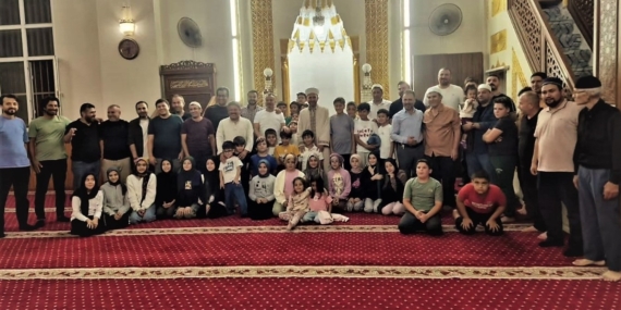 cami çocuk buluşması